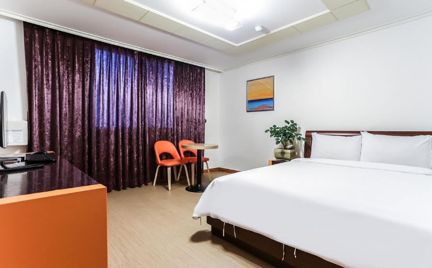 Crystal Motel Gangneung Dış mekan fotoğraf