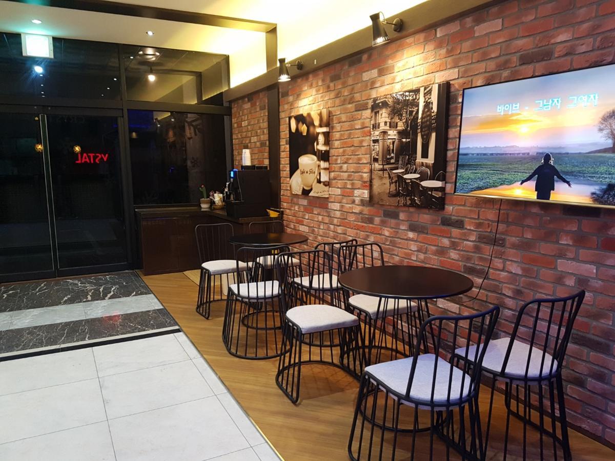 Crystal Motel Gangneung Dış mekan fotoğraf